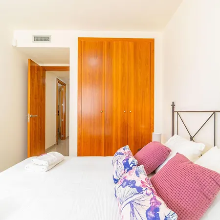 Apart-rent Milleni Ii 8010 Apartamento Rosas