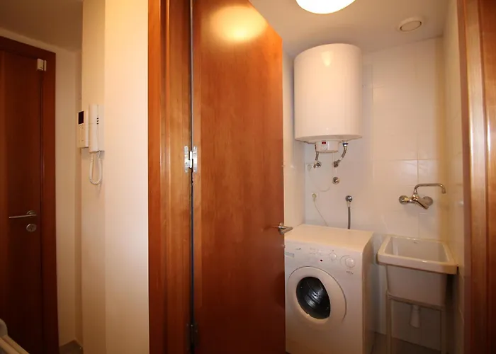 Apart-rent Milleni Ii 8010 Appartamento Roses
